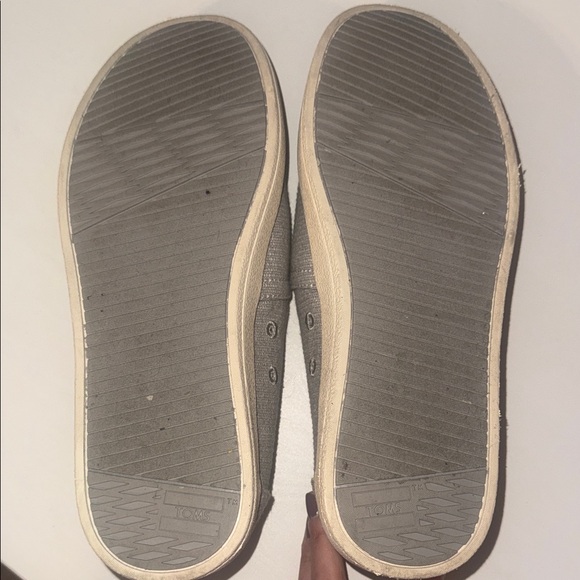 Toms Gray Women's Sneakers - Picture 5 of 5